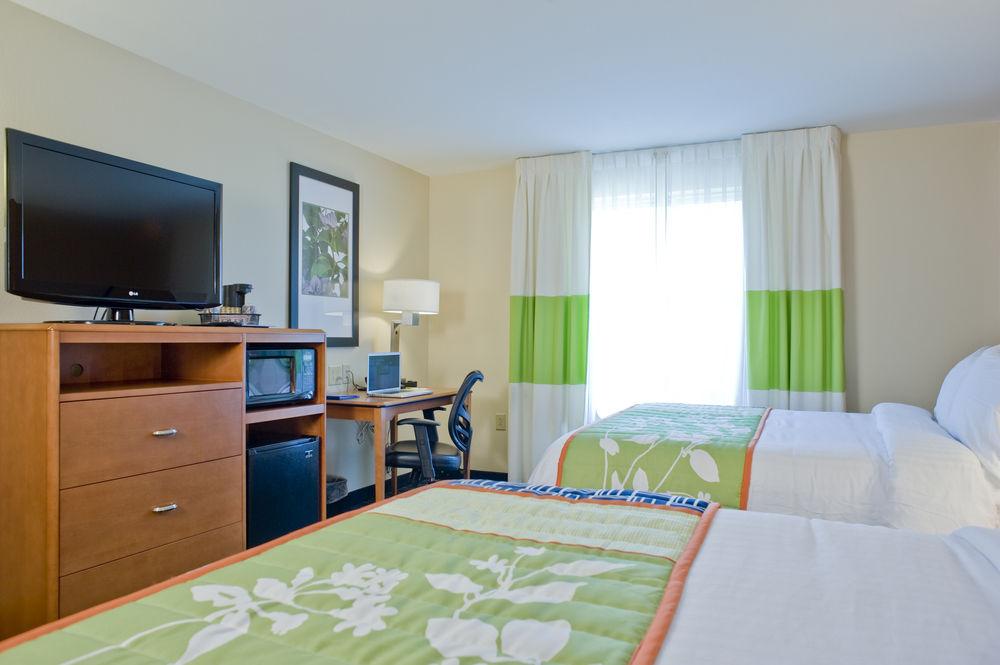 Fairfield Inn & Suites Кълъмбъс Екстериор снимка