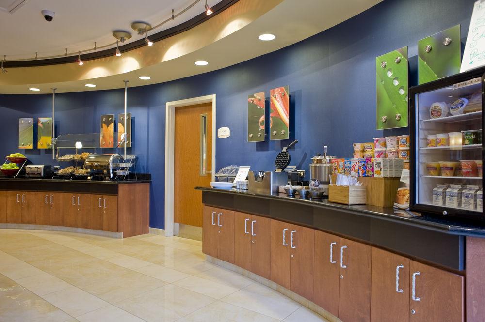 Fairfield Inn & Suites Кълъмбъс Екстериор снимка